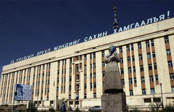 ЭХЭМҮТ-ийн эмч нар нярай хүүхдэд элэг шилжүүлэн суулгах мэс заслыг амжилттай хийжээ 