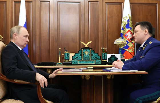 МОНГОЛЫГ ХОЁР ТАЛААС НЬ “ХАВЧЪЯ” ГЭЖ БНХАУ-Д ЯРЬСАН ОХУ-ЫН ЕРӨНХИЙ ПРОКУРОР ИГОРЬ КРАСНОВ ГЭЖ ХЭН БЭ