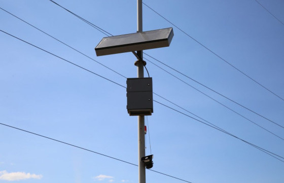 Голын эрэг дагуу байрлуулсан камераар 200 метр зайд иргэдэд дуут сэрэмжлүүлэг хүргэж байна