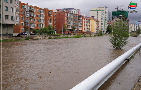 ХЭДХЭН ӨДРИЙН БОРОО МОНГОЛЫН БҮХ АВЛИГЫГ ИЛЧИЛЖ БАЙНА