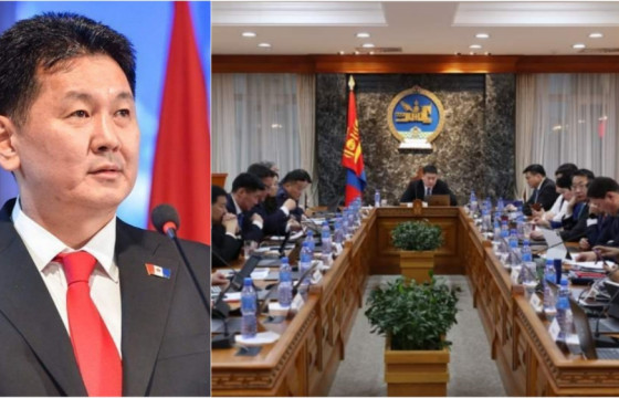 ЗАСГИЙН ГАЗАР У.ХҮРЭЛСҮХИЙН ЭХЛҮҮЛСЭН АЖЛААС НЭГИЙГ Ч ХИЙХГҮЙ БАЙГАА НЬ “ЭСЭРГҮҮЦЭЖ БАЙНА” ГЭСЭН ҮГ ҮҮ