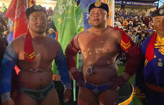 Архангай аймгийн 100 жилийн ойн барилдаанд улсын харцага Б.Зоригтбаатар түрүүллээ 