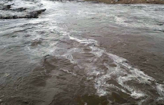 Ховд аймагт автомашин үерт урсаж, хоёр иргэн амиа алджээ