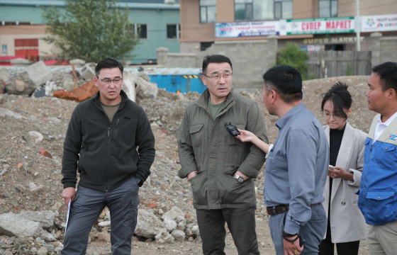 Д.СУМЪЯАБАЗАР: Түгжрэлийг бууруулах ажлын хүрээнд холбоос замууд дээр онцгой анхаарч байна