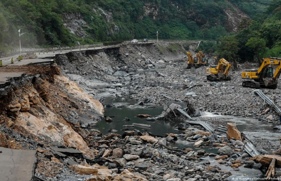 Бээжинд үерийн улмаас амиа алдсан хүний тоо 33-д хүрчээ