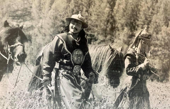 АРД ТҮМНИЙ ХАЙРТАЙ УРАН БҮТЭЭЛЧ МУГЖ Ж.СҮХХУЯГ