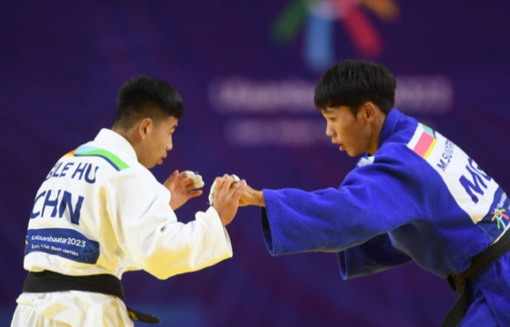 Зүүн Азийн залуучуудын наадмын жүдо бөхийн тэмцээний эхний тойрогт С.Мөнх-Оргил, Н.Ундрахбаяр нар яллаа