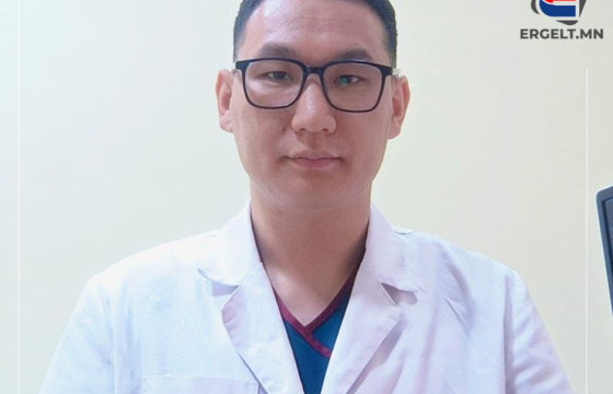 Б.БЯМБАБАЯР: Буруу хооллолт,  амттаны хэт хэрэглээнээс үүдэн гуравхан настай хүүхэд нойр булчирхайн архаг үрэвсэлтэй болж, 30 настай хүний өвдөлтийг мэдэрч байна