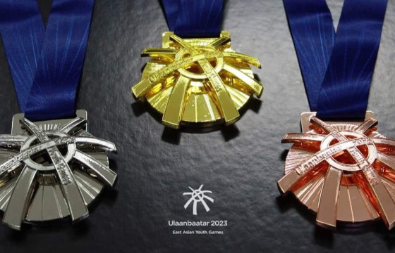 Дархан хүний бурхан ухаан шингэсэн Зүүн Азийн наадмын медаль