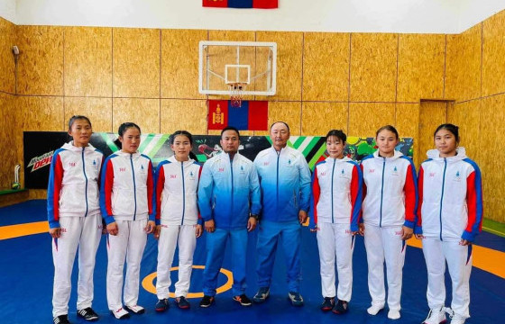 Зүүн Азийн наадамд барилдах чөлөөт тамирчдын тодорлоо