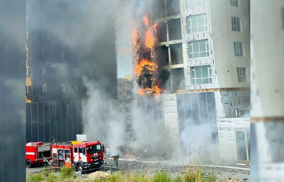 Хан-Уул дүүрэгт гал гарч утаажилтын бүсээс долоон хүүхэд, 23 том хүнийг гаргажээ