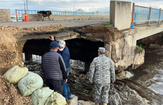 ЦЕГ: Тариат сумын Ногоон нуурт автомашинтайгаа живсэн хоёр хүний хэргийг шалгаж байна