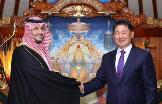 Ерөнхийлөгч У.Хүрэлсүх Саудын Арабын Хаант Улсын Эрхэм дээд Ханхүүг хүлээн авч уулзлаа