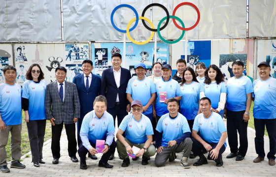 Азийн наадмыг сурвалжлах багийг хүлээн авч уулзлаа