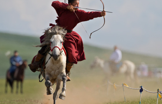 Морьт харвааны дэлхийн аварга эхэллээ