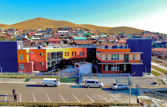 НҮНТ-ийн “Оргил” худалдааны төв дэх салбар Нийслэлийн Жижиг, дунд үйлдвэр, үйлчилгээ эрхлэгчдийн хөгжлийн төв рүү нүүлээ