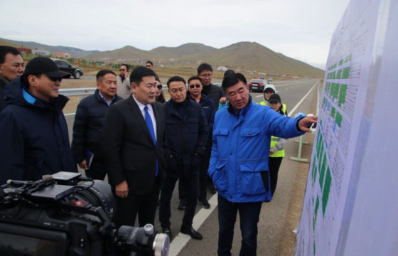 Ерөнхий сайд Л.Оюун-Эрдэнэ Улаанбаатар-Дархан чиглэлийн хатуу хучилттай авто замыг энэ онд багтаан бүрэн дуусгахыг үүрэг болголоо