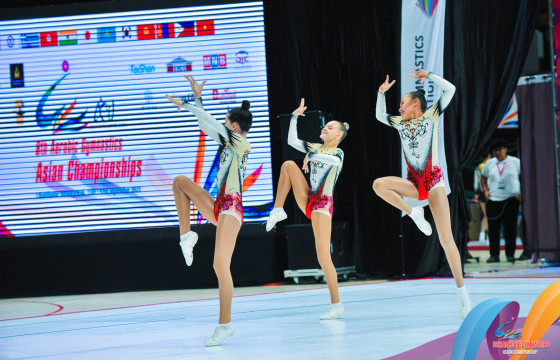 Аэробикийн Азийн аваргын гурвалсан хосын төрөл өндөрлөв