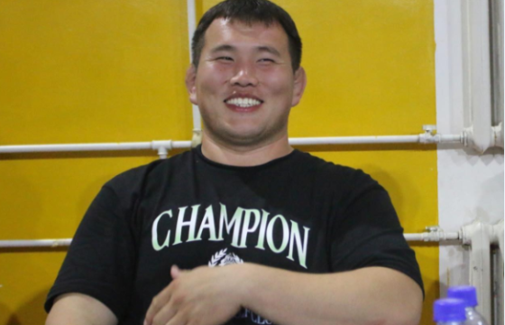 Хангайн Наранбаяр цэргийн заан боллоо