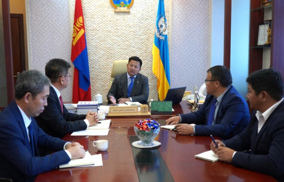 БНХАУ-аас Замын-Үүдэд суугаа Ерөнхий консул Ли Яньжюнь Дундговь аймагт албан айлчлал хийж байна