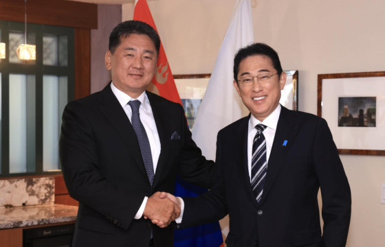 Ерөнхийлөгч У.Хүрэлсүх Япон Улсын Ерөнхий сайд Ф.Кишидатай уулзжээ