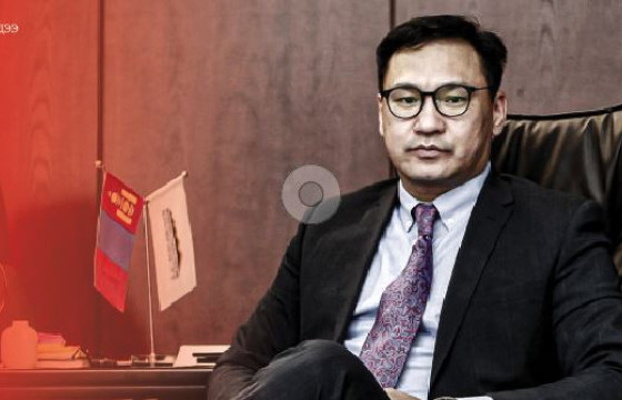 Б.ГАНХУЯГИЙН ЭГЧ Б.НАРАНТУЯА: Дүү минь байнга бөөлжиж, толгой нь хавагнаж, бие нь муу эмнэлэгт хүргэгдсэн нь үнэн