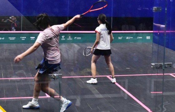 Эмэгтэй сквошчид багийн тэмцээнээ өндөрлөв
