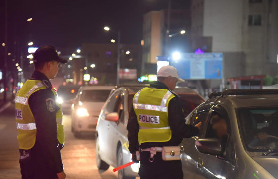 Өнгөрсөн шөнө улсын хэмжээнд 577 согтуу жолооч саатуулагджээ