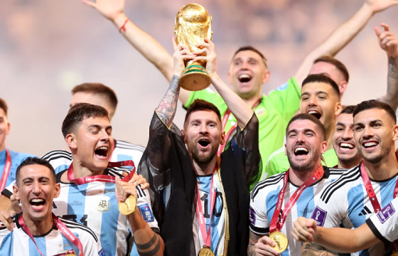 2030 оны хөл бөмбөгийн дэлхийн аваргыг гурван тивийн зургаан улс хамтран зохион байгуулна