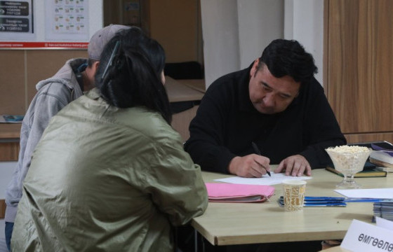 Алслагдсан хороодын иргэдэд хууль, эрхзүйн зөвлөгөө үнэгүй өгчээ