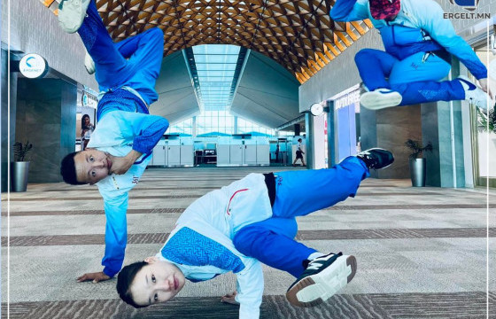 М.ХАНДЖАВ: АЗИЙН НААДМЫН БРЕЙК БҮЖГИЙН ШИЛДЭГ 16 БҮЖИГЧНИЙ НЭГ БОЛСОНДОО БАЯРТАЙ БАЙНА