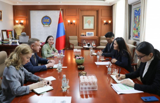 Монголын нутгаас олдсон “Эрмитаж” дахь олдвороор байнгын үзэсгэлэн гаргах санал тавьжээ