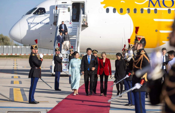  Ерөнхийлөгч У.Хүрэлсүх Франц Улсын Ерөнхийлөгч Эммануэл Макронтой албан ёсны хэлэлцээ хийнэ