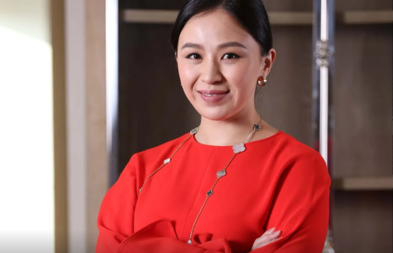 Н.ЦЭЛМҮҮН: БИ ДЭЭРЭМДҮҮЛСЭН НЬ ҮНЭН. ГЭХДЭЭ МИНИЙ ЦҮНХЭНД 600 МЯНГАН ЕВРО БАЙГААГҮЙ