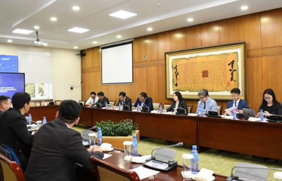 “Хууль тогтоомж сурталчлах төв”-ийн ажилтнуудад зориулсан ээлжит уулзалт, сургалт боллоо