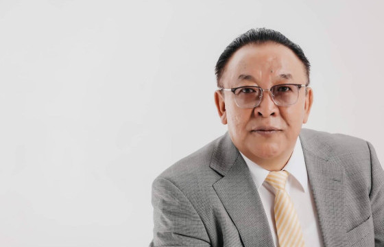 Д.ГАНХУЯГ: МОНГОЛ УЛС СОНГУУЛЬД ЗОРИУЛСАН ТӨСӨВ БАТАЛЖ,ҮР ДҮНД НЬ УЛСЫНХАА ХӨГЖЛИЙГ 1-2 ЖИЛЭЭР УХРААСААР БАЙНА