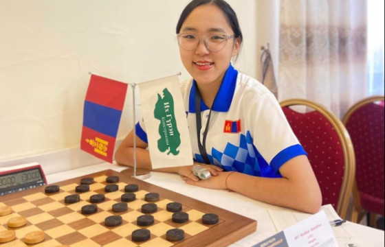 Б.Мөнхжин, Н.Хангай нар даамын дэлхийн аварга боллоо