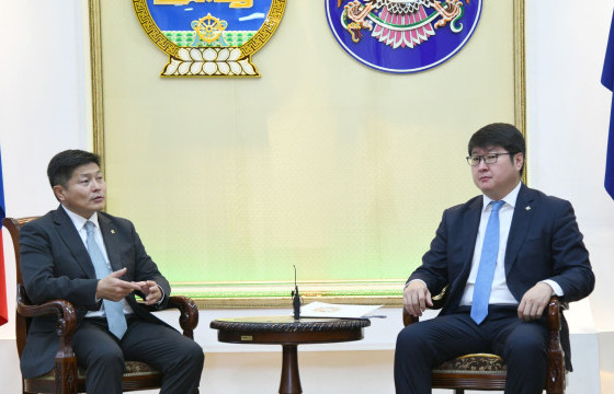 Нийслэлийн 2023 оны төсвийн тодотголыг өргөн барилаа