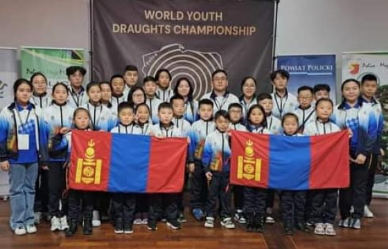 Манай тамирчдаас даамын зургаан дэлхийн аварга төржээ