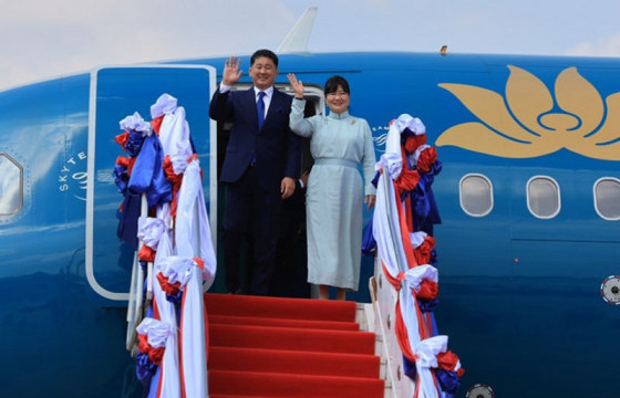 Монгол Улсын Ерөнхийлөгч У.Хүрэлсүхийн Бүгд Найрамдах Ардчилсан Лаос Ард Улсад хийх төрийн айлчлал эхэллээ