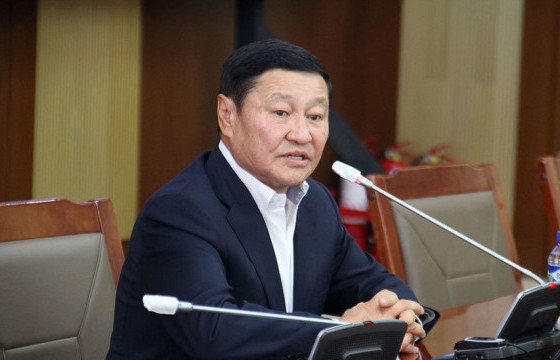 Н.АЛТАНХУЯГ: Гишүүдийг гурван тэрбум төгрөгөөр авлигадаж, төсөв батлах гэж байна