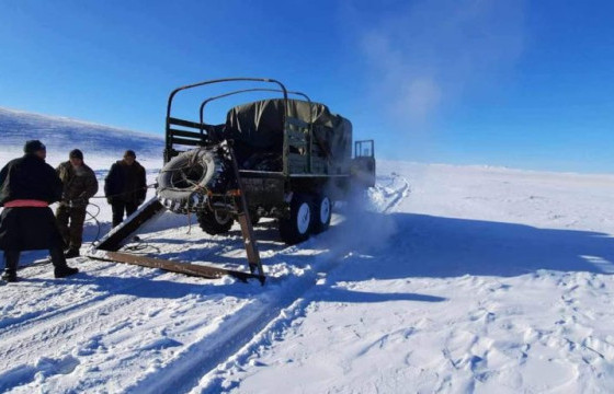 Төв аймгийн Өндөрширээт суманд гурван багийн 2000 орчим бог мал цасанд дарагдаж, боогджээ