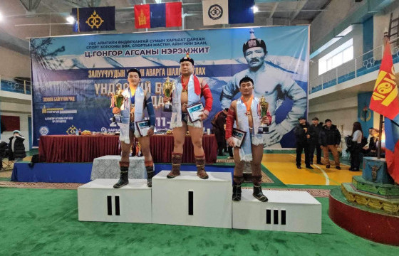 Ц.Гонгор агсны нэрэмжит залуучуудын улсын аварга өндөрлөв