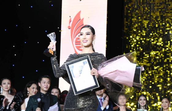 “Гоёл 2024” наадмын топ моделиор загвар өмсөгч А.Сайхантамир тодорлоо