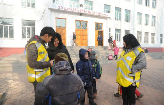 ЦЕГ: Сургуулийн эргүүлийн үүрэг гүйцэтгэж байгаа иргэний биед халдсан тохиолдолд 100 мянган төгрөгөөр торгоно