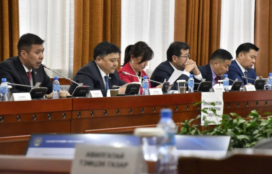 Нүүрсний сонсголын гурав дахь өдөр 87 гэрч дууджээ