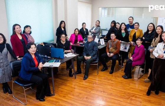 Редакцын буухиа: Цаасан сонин, цахим сайтын хослол шинэ үеийн “Зууны мэдээ”