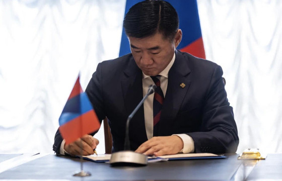 УЛААНБААТАР ТӨМӨР ЗАМ ХНН-ИЙН АЖИЛЧДАД 200 ХУВИЙН ЦАЛИНГИЙН УРАМШУУЛАЛ ОЛГОНО