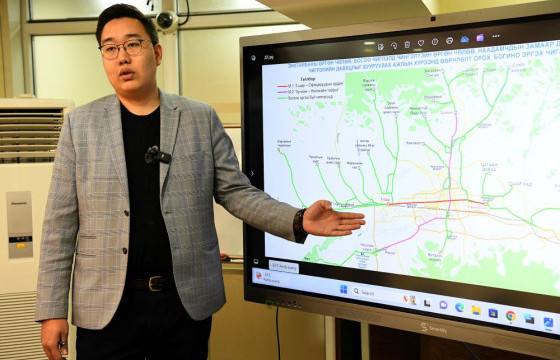 Б.ГАЛБАДРАХ: Томоохон өргөн чөлөөнүүдэд богино эргэлтийн чиглэлийг нэмсэн