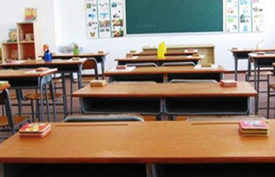 ДАВАА ГАРАГААС ДУНД, АХЛАХ АНГИЙН СУРАГЧИД ЦАХИМААР ХИЧЭЭЛЛЭНЭ